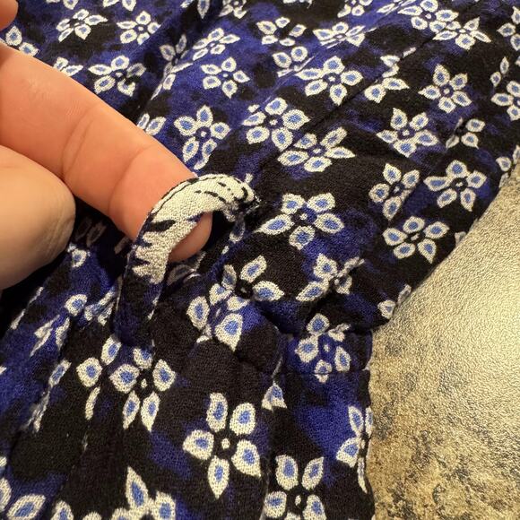 Lovers + Friends Womens Romper Floral Boho Cottage Casual Blue Black Small IZ - Picture 6 of 7